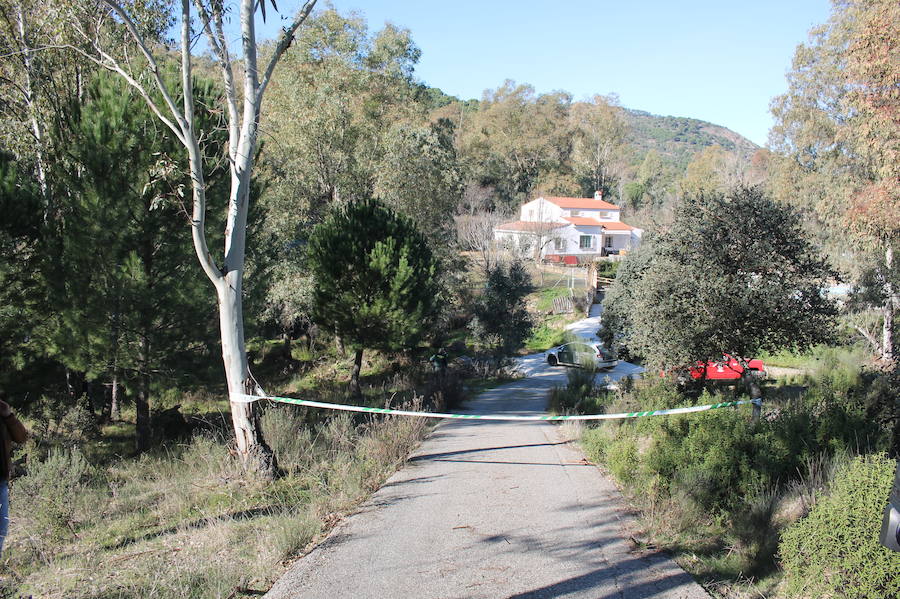 Para los trabajos se han utilizado un dron de la asociación Airdrone y una cámara subacuática para baja o nula visibilidad, utilizada en una zona de arroyos