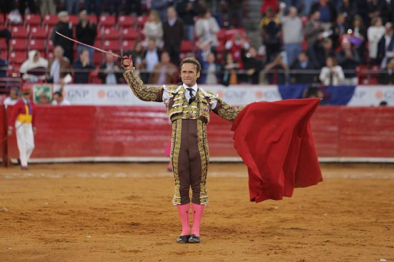 El diestro extremeño vuelve a cortar dos orejas tras salir a hombros del mismo coso el pasado 12 de diciembre