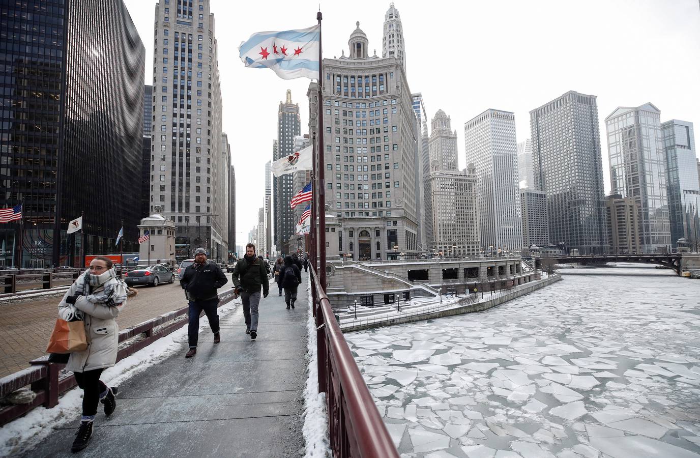 Según los meteorólogos, las temperaturas en el área de Chicago podrían bajar a menos 31 grados centígrados (-25F). 