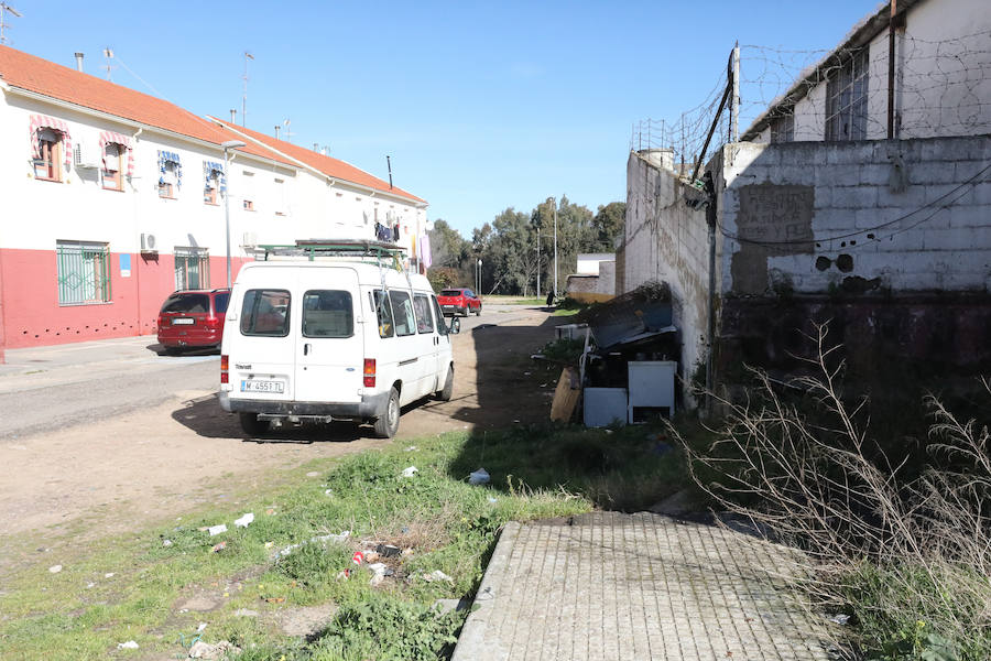 Fotos: Desperfectos en la barriada emeritense de San Antonio