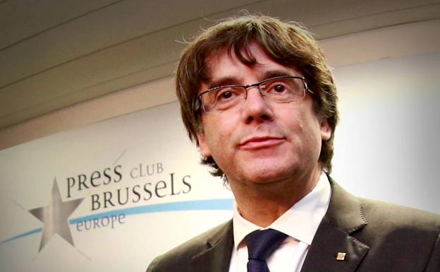 Carles Puigdemont durante una rueda de prensa en Bruselas.