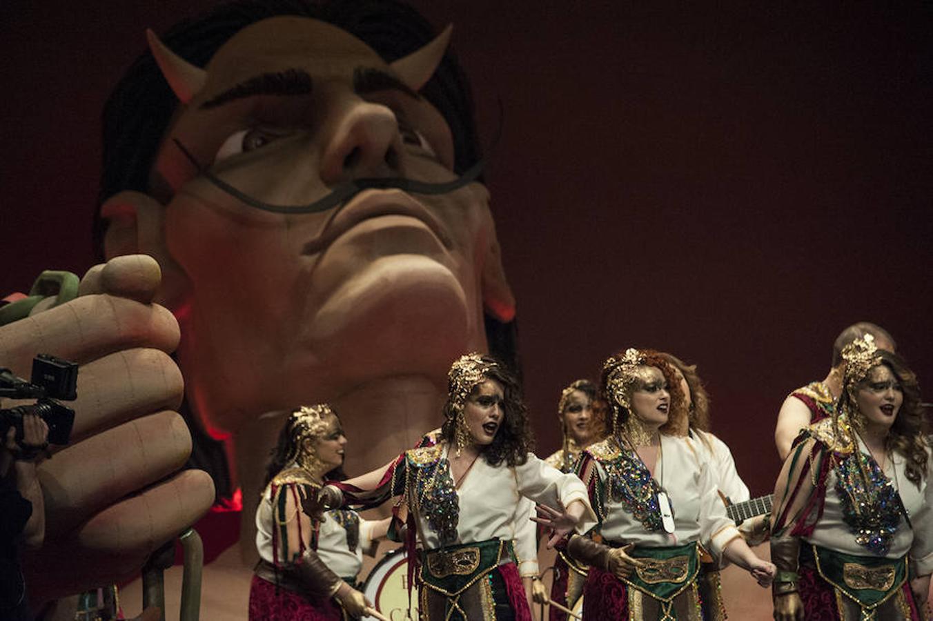 La Castafiore fue de menos a más y se calentó en el popurrí