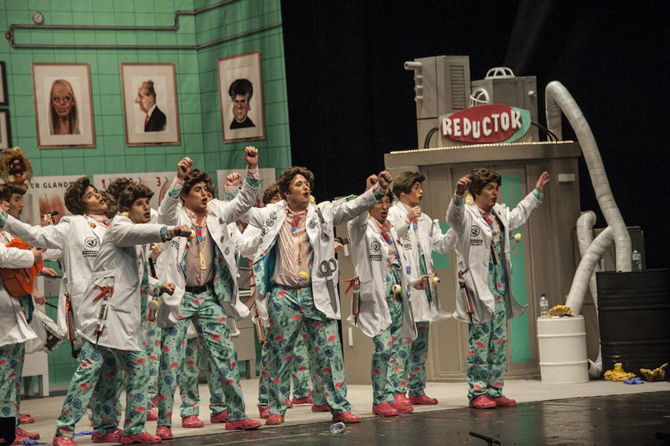 A Contragolpe cerró bien la segunda semifinal con sus cirujanos plásticos