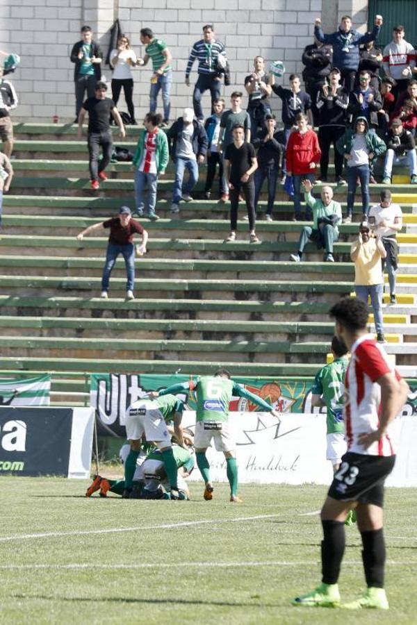 El Cacereño disfrutó durante unas horas del liderato provisional del grupo XIV de Tercera División