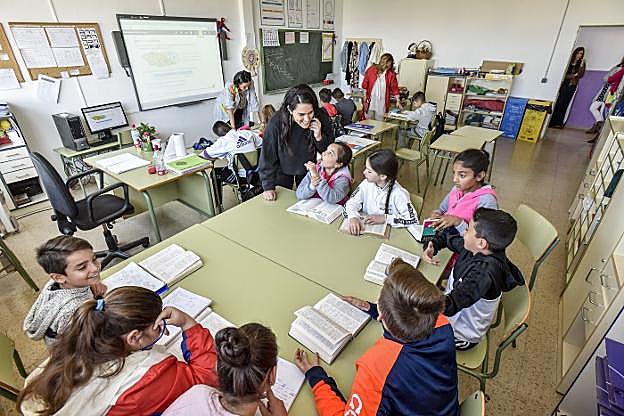 Un aula del C.P. Santa Engracia, en la margen derecha. :: J. V. Arnelas