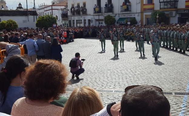 Legionarios en la plaza Vasco Núñez de Jerez, este domingo de Ramos:: 