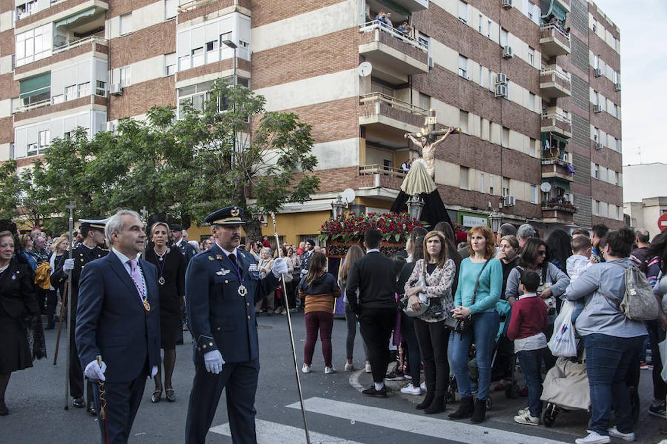 Fotos: Miles de pacenses se echan a la calle para seguir los pasos de la Espina