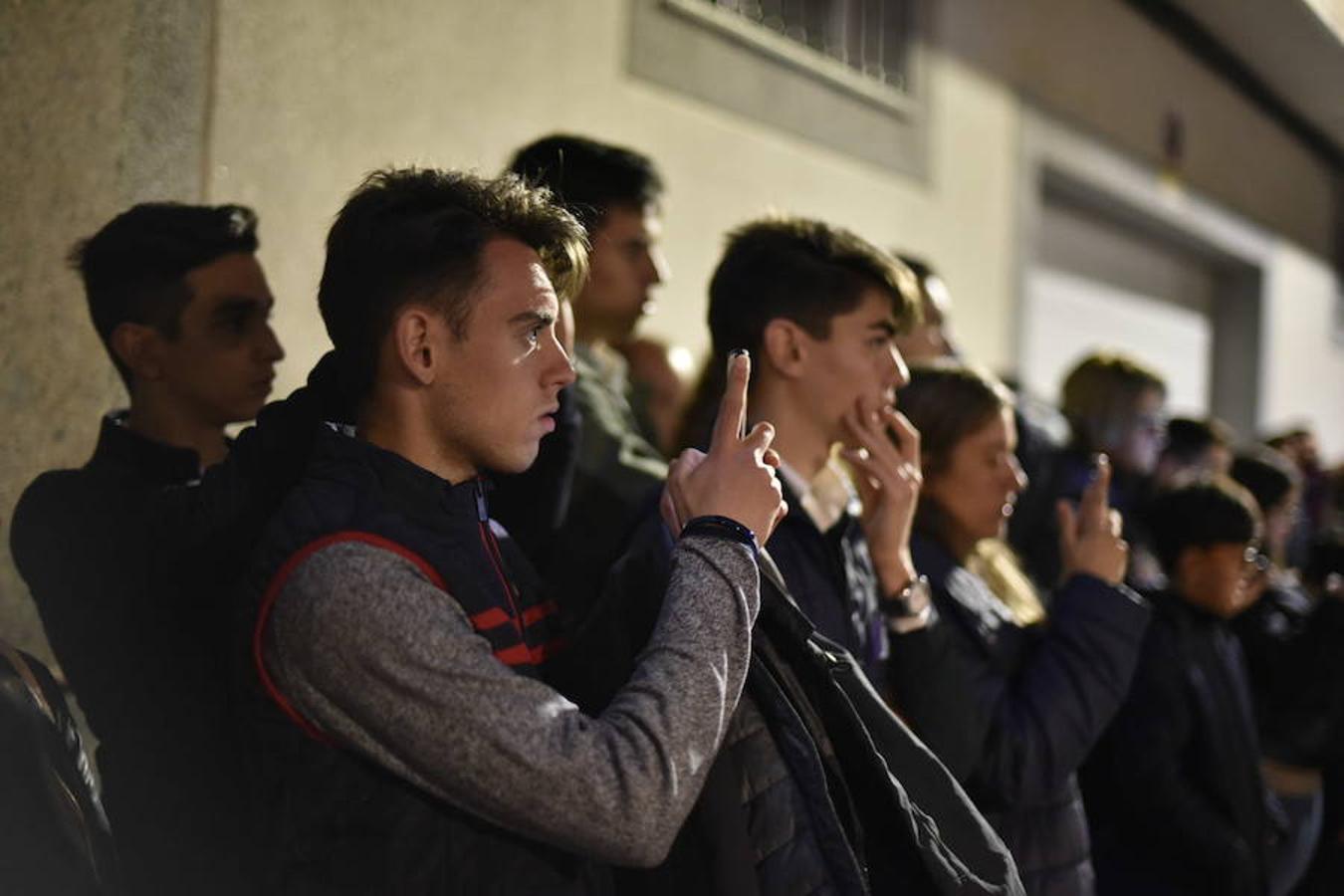 Fotos: Procesión del Cristo de la Paz en Badajoz