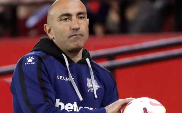 Abelardo, entrenador del Alavés. 