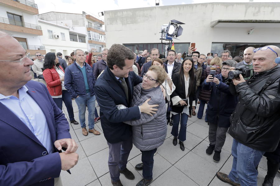 El líder de los populares, Pablo Casado, visitó Mérida el 23 de abril