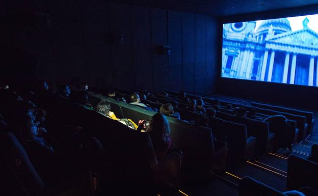 Una sala de cine.