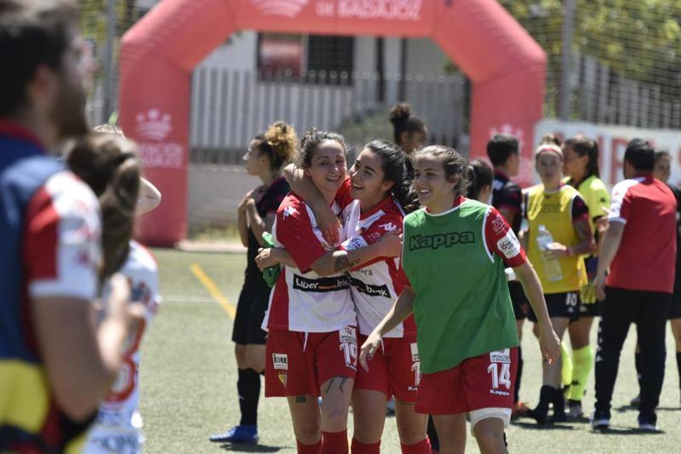 El Santa Teresa gana 1-0 al Tacón en El Vivero y afronta la vuelta de la final por el ascenso a la Liga Iberdrola con ventaja