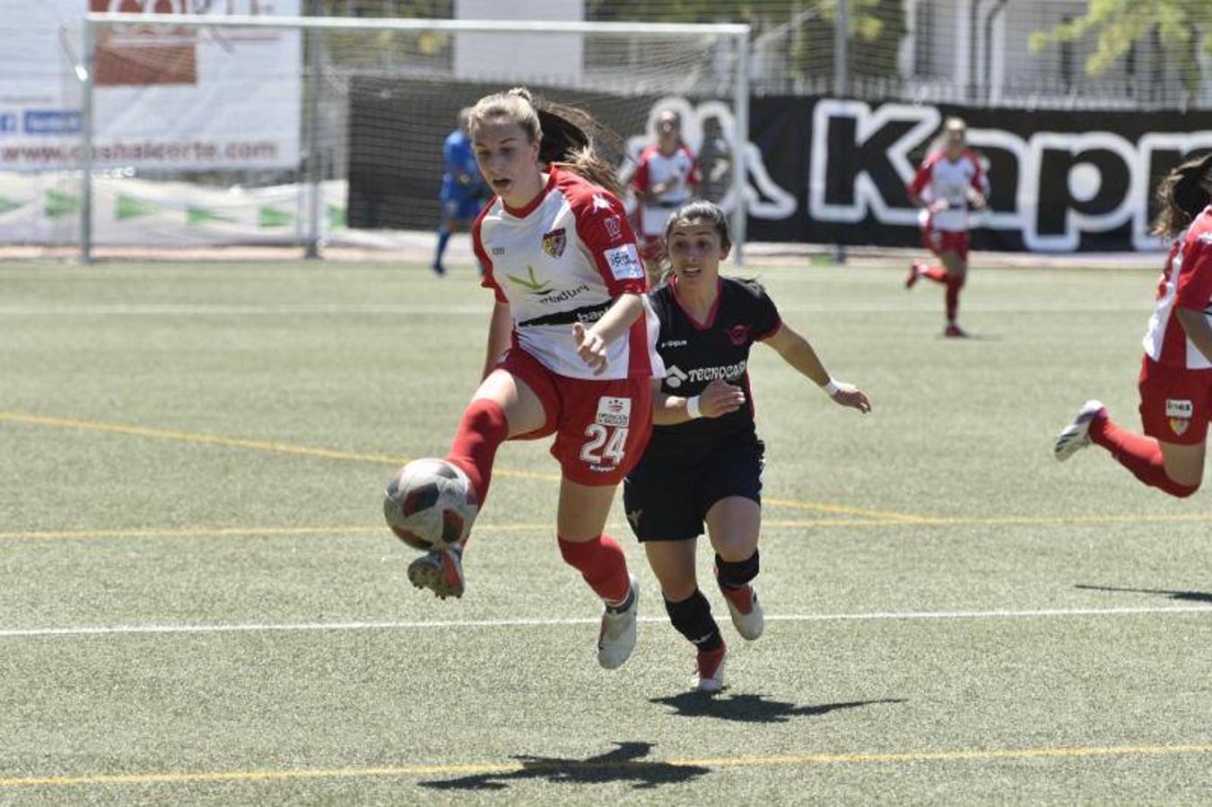 El Santa Teresa gana 1-0 al Tacón en El Vivero y afronta la vuelta de la final por el ascenso a la Liga Iberdrola con ventaja