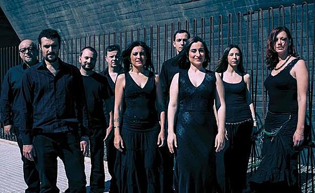 Acetre recuerda su carrera junto a la Orquesta de Extremadura