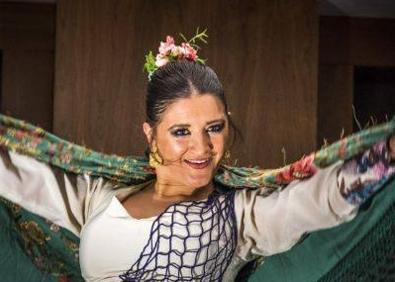 Imagen secundaria 1 - Ana Belén pone en Mérida la banda sonora al fin de semana de los acróbatas, los cosacos y la preferia de Cáceres