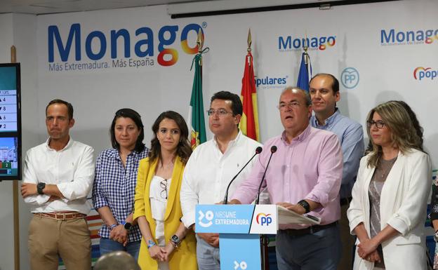 Monago tras conocer el resultado electoral de la noche de este domingo.