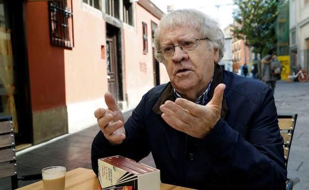 Ian Gibson abre esta noche la Feria del Libro de Mérida en el parque López de Ayala