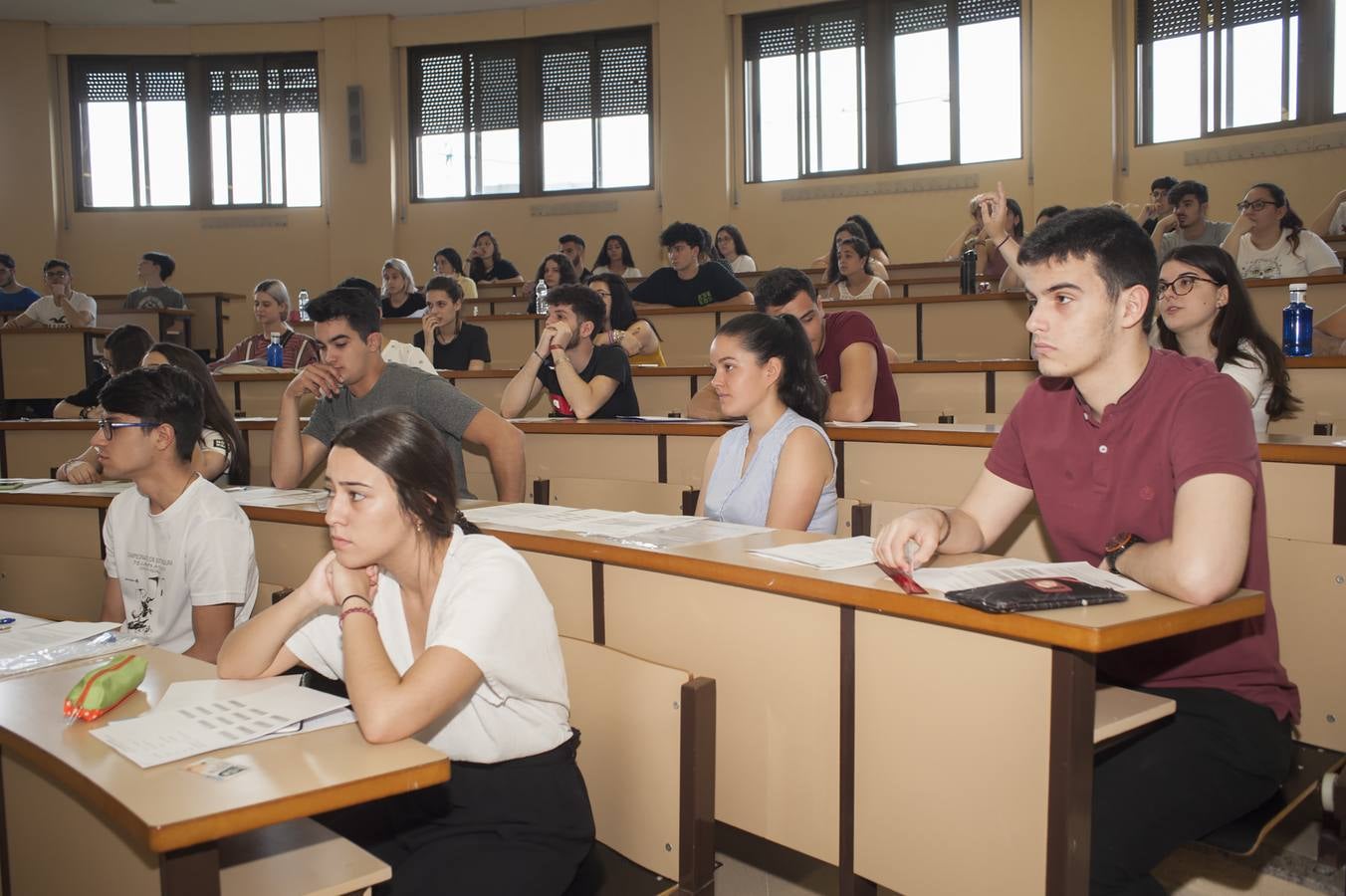 5.107 alumnos se enfrentan a la Selectividad en doce sedes de la región extremeña.
