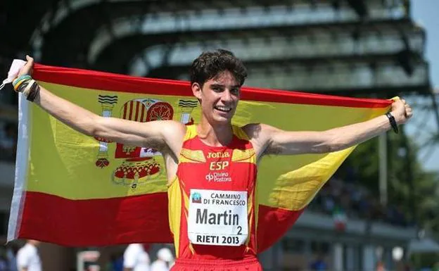 Mala suerte para Álvaro Martín en el GP Cantones
