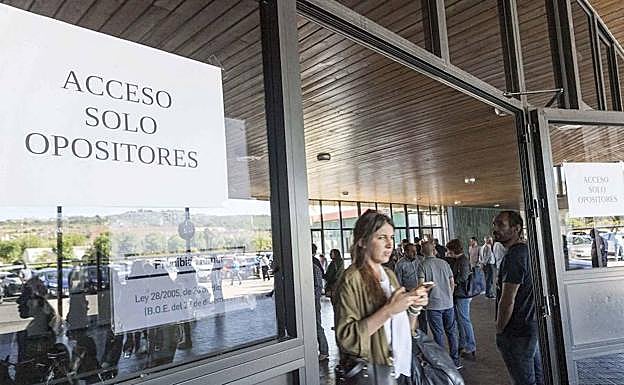 Imagen de archivo de las oposiciones a maestros correspondientes al año 2016. 