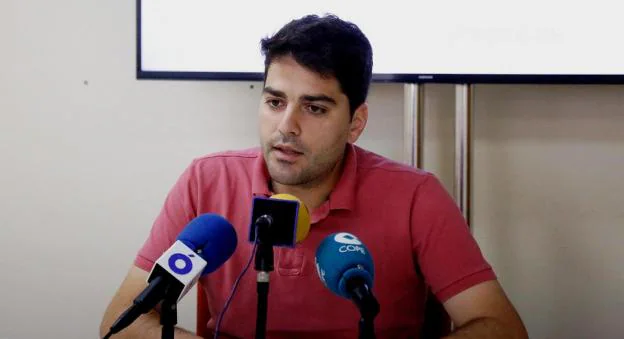 Iñaki Rodríguez se despidió ayer como portavoz municipal. :: Edu.