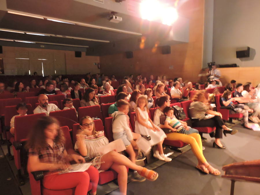 Fotos: 70 Fotos del concierto de fin de curso de la escuela de música de Fregenal