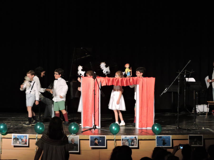 Fotos: 70 Fotos del concierto de fin de curso de la escuela de música de Fregenal