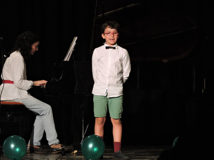 Fotos: 70 Fotos del concierto de fin de curso de la escuela de música de Fregenal