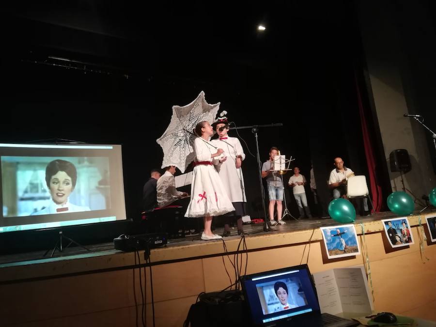 Fotos: 70 Fotos del concierto de fin de curso de la escuela de música de Fregenal