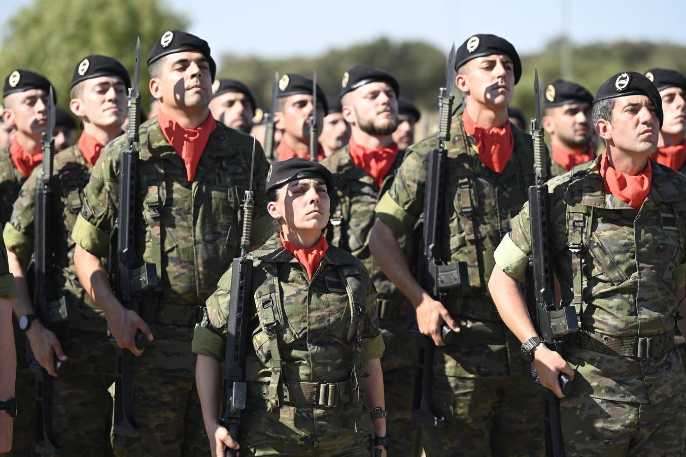 En la Base «General Menacho» (Badajoz), ha tenido lugar el acto de despedida del Contingente eFP V, previo a su despliegue en Letonia y cuya base está formada por la Brigada «Extremadura» XI. El acto ha estado presidido por el Excmo. Sr. General Jefe de la Brigada «Extremadura» XI, D. Francisco Javier Romero Marí.