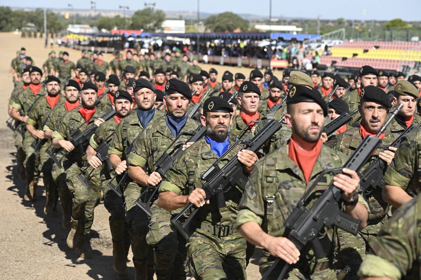 En la Base «General Menacho» (Badajoz), ha tenido lugar el acto de despedida del Contingente eFP V, previo a su despliegue en Letonia y cuya base está formada por la Brigada «Extremadura» XI. El acto ha estado presidido por el Excmo. Sr. General Jefe de la Brigada «Extremadura» XI, D. Francisco Javier Romero Marí.