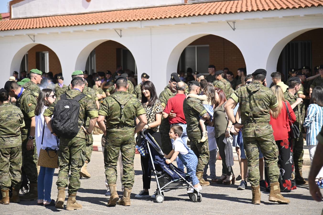 En la Base «General Menacho» (Badajoz), ha tenido lugar el acto de despedida del Contingente eFP V, previo a su despliegue en Letonia y cuya base está formada por la Brigada «Extremadura» XI. El acto ha estado presidido por el Excmo. Sr. General Jefe de la Brigada «Extremadura» XI, D. Francisco Javier Romero Marí.