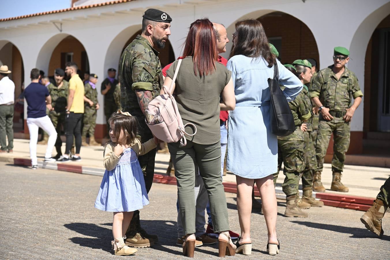 En la Base «General Menacho» (Badajoz), ha tenido lugar el acto de despedida del Contingente eFP V, previo a su despliegue en Letonia y cuya base está formada por la Brigada «Extremadura» XI. El acto ha estado presidido por el Excmo. Sr. General Jefe de la Brigada «Extremadura» XI, D. Francisco Javier Romero Marí.