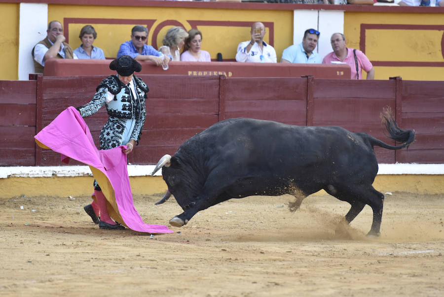 El de Villafranco cuaja una gran faena ante el cuarto de la tarde de Victoriano del Río, noble hasta la extenuación y que se empleó bien con el caballo