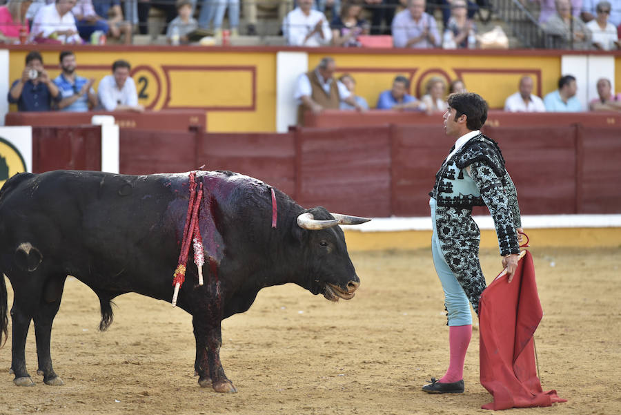 El de Villafranco cuaja una gran faena ante el cuarto de la tarde de Victoriano del Río, noble hasta la extenuación y que se empleó bien con el caballo
