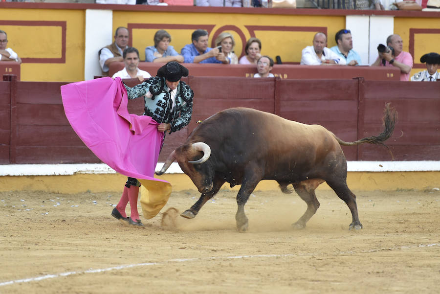 El de Villafranco cuaja una gran faena ante el cuarto de la tarde de Victoriano del Río, noble hasta la extenuación y que se empleó bien con el caballo