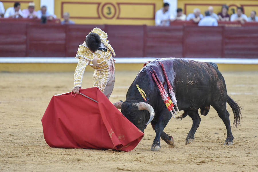 El de Villafranco cuaja una gran faena ante el cuarto de la tarde de Victoriano del Río, noble hasta la extenuación y que se empleó bien con el caballo