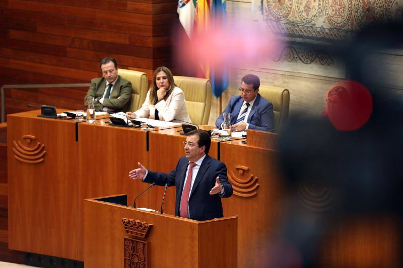 El presidente de la Junta de Extremadura en funciones y candidato a una reelección segura propone a la oposición pactos en seis áreas estratégicas