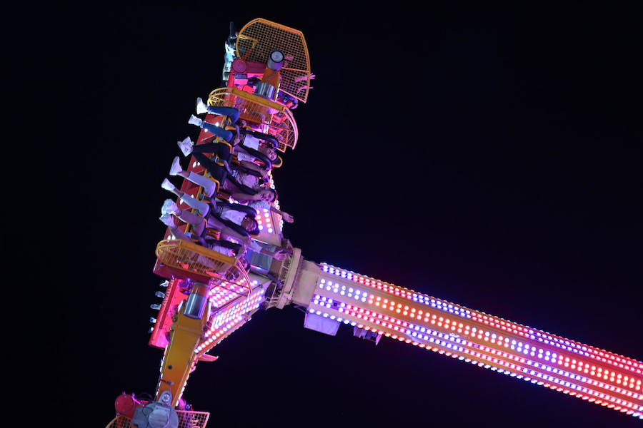 Hubo colas para entrar en las casetas del ferial de madrugada