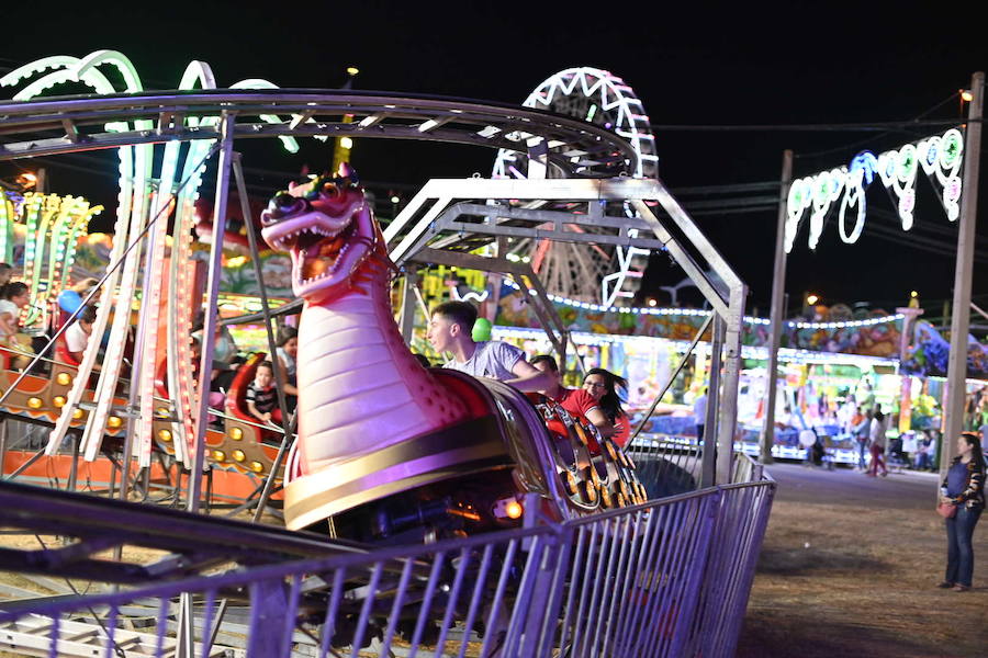 Hubo colas para entrar en las casetas del ferial de madrugada