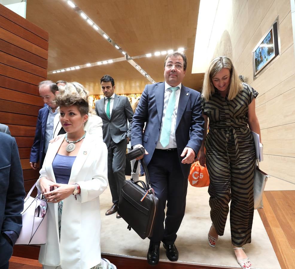 Fotos: Vara ya es presidente con los únicos votos en contra del PP