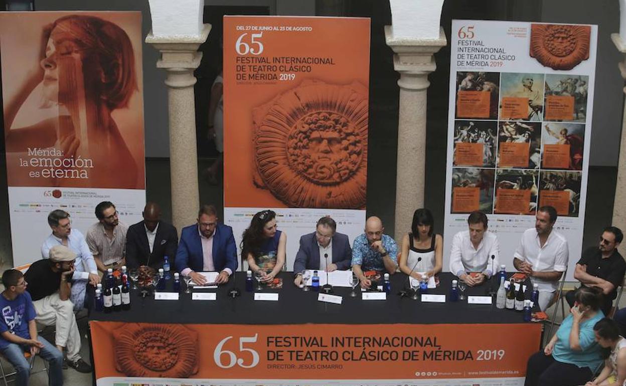 Presentación de la ópera.