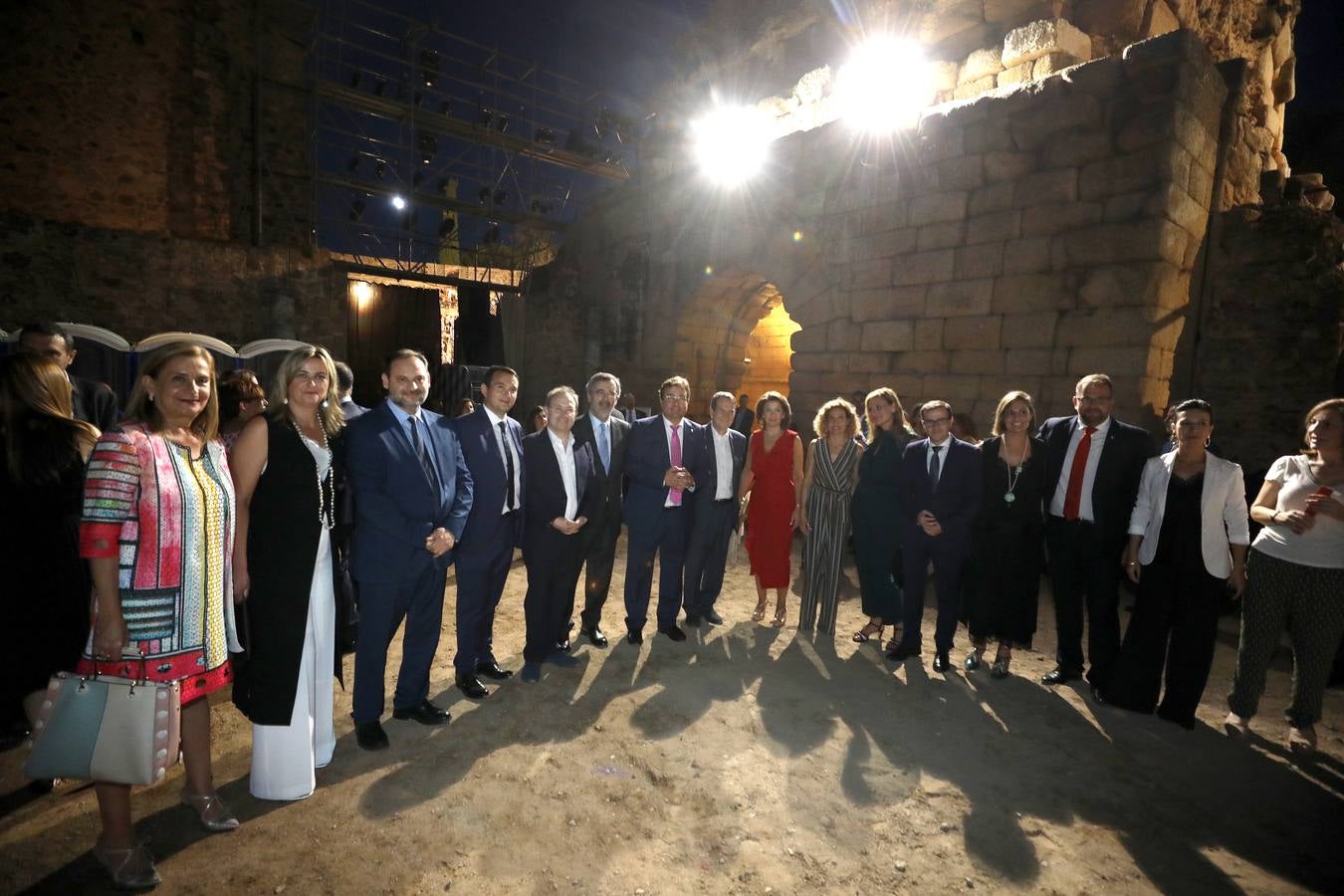 Fotos: Inauguración del Festival deTeatro de Mérida con la asistencia numerosos dirigentes políticos