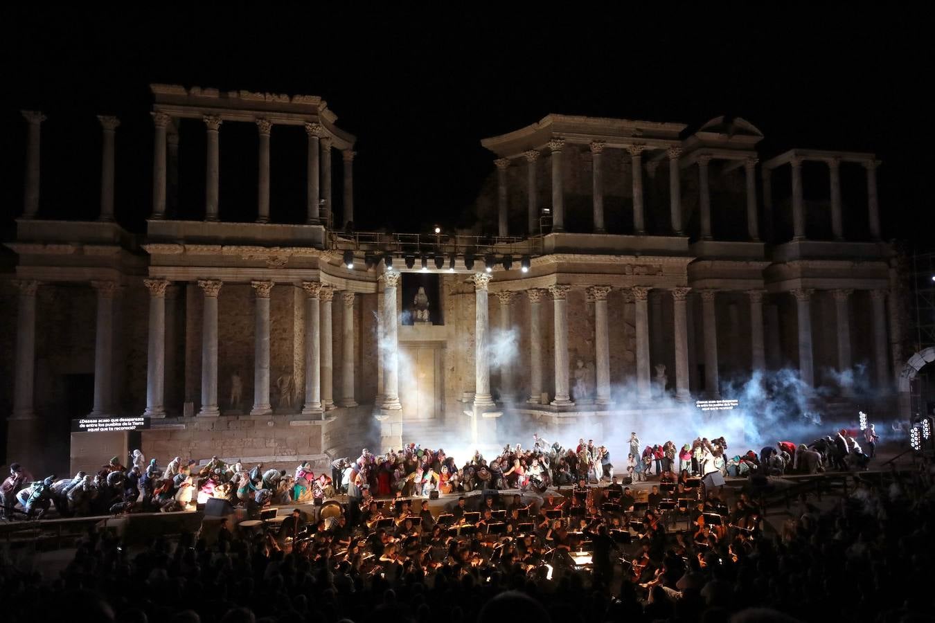 Fotos: Inauguración del Festival deTeatro de Mérida con la asistencia numerosos dirigentes políticos