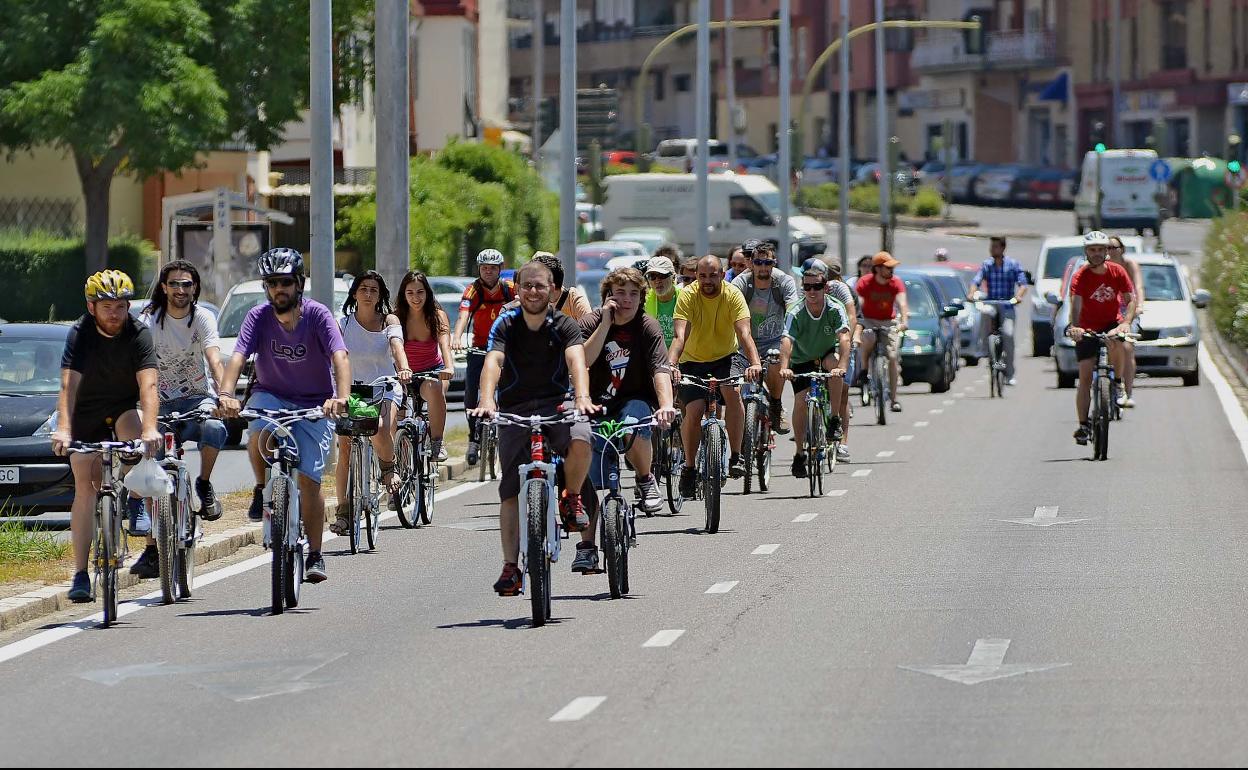 La Policía Local de Zafra realiza la primera campaña de tráfico dirigida a los ciclistas