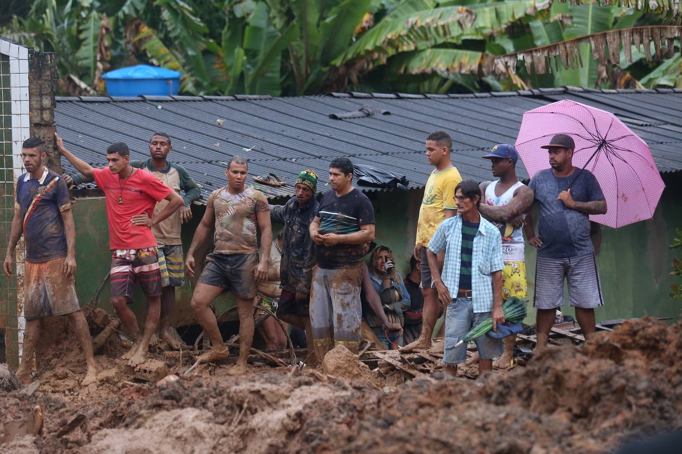 Fotos: Al menos nueve muertos por fuertes lluvias en el noreste de Brasil