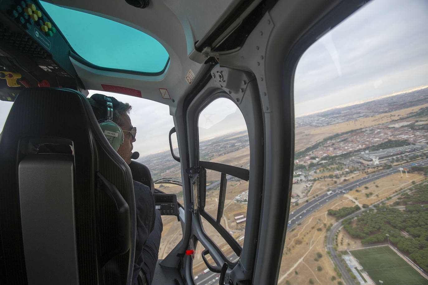 Fotos: Un vuelo en el Pegasus de la Guardia Civil