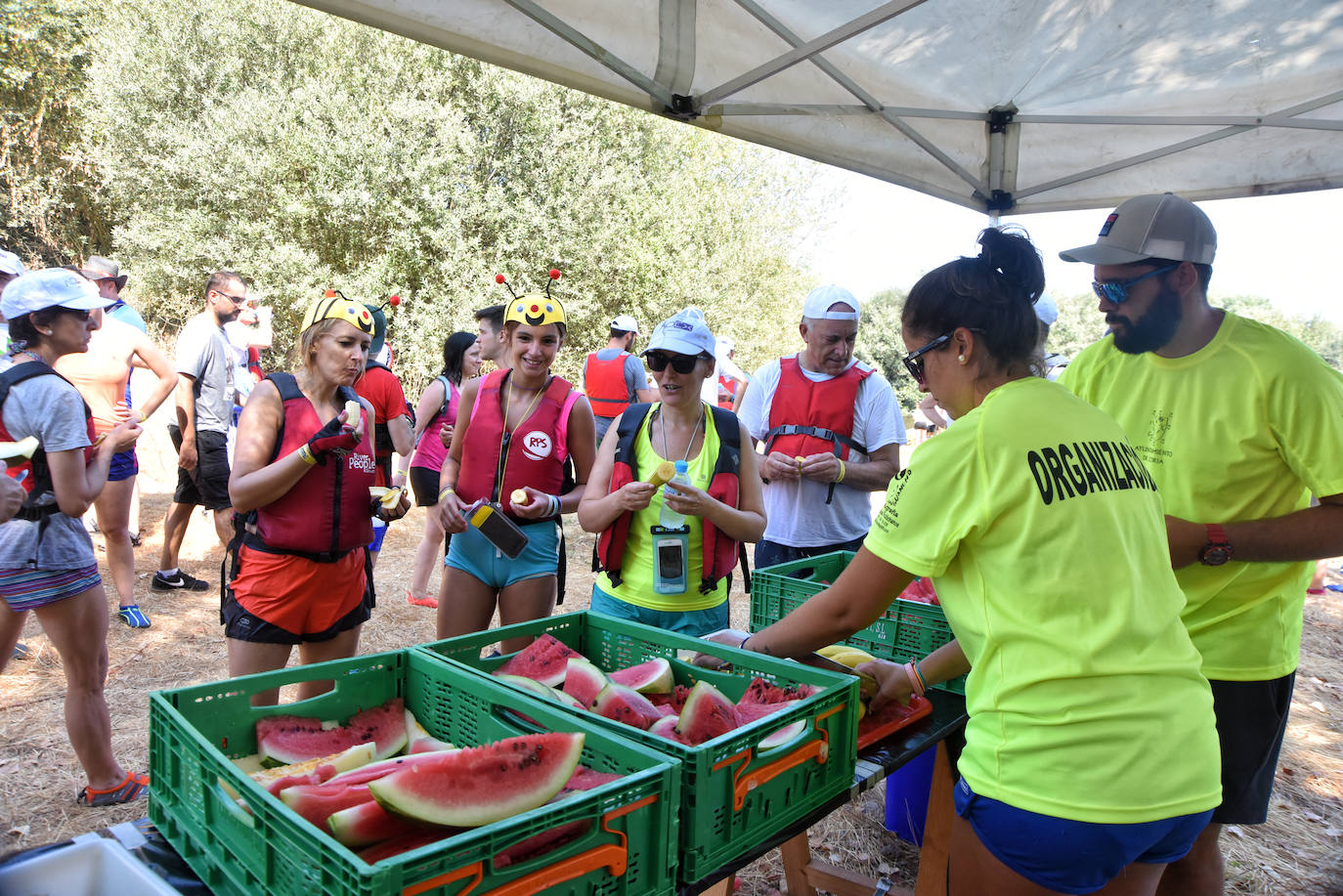 Coria ha acogido este domingo 4 de agosto el duodécimo descenso del río Alagón 'Puente de la Macarrona-Puente de Hierro', un evento que aúna deporte, turismo y naturaleza, y con el que el Ayuntamiento de la localidad pretende reivindicar un río más limpio y cuidado.