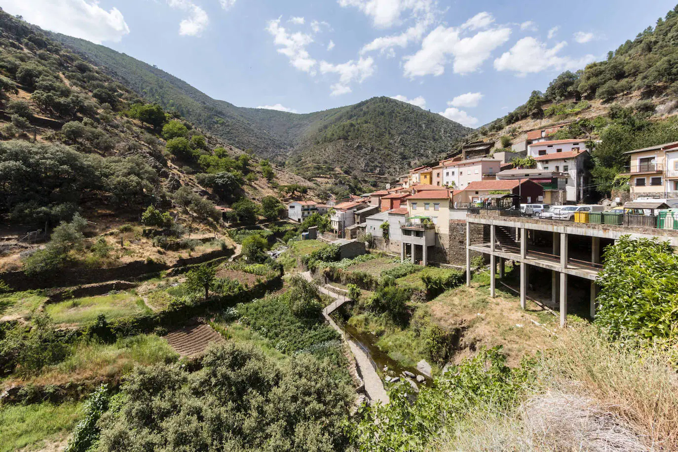 Fotos: Rincones con encanto de Extremadura | El Gasco: donde la carretera se acaba