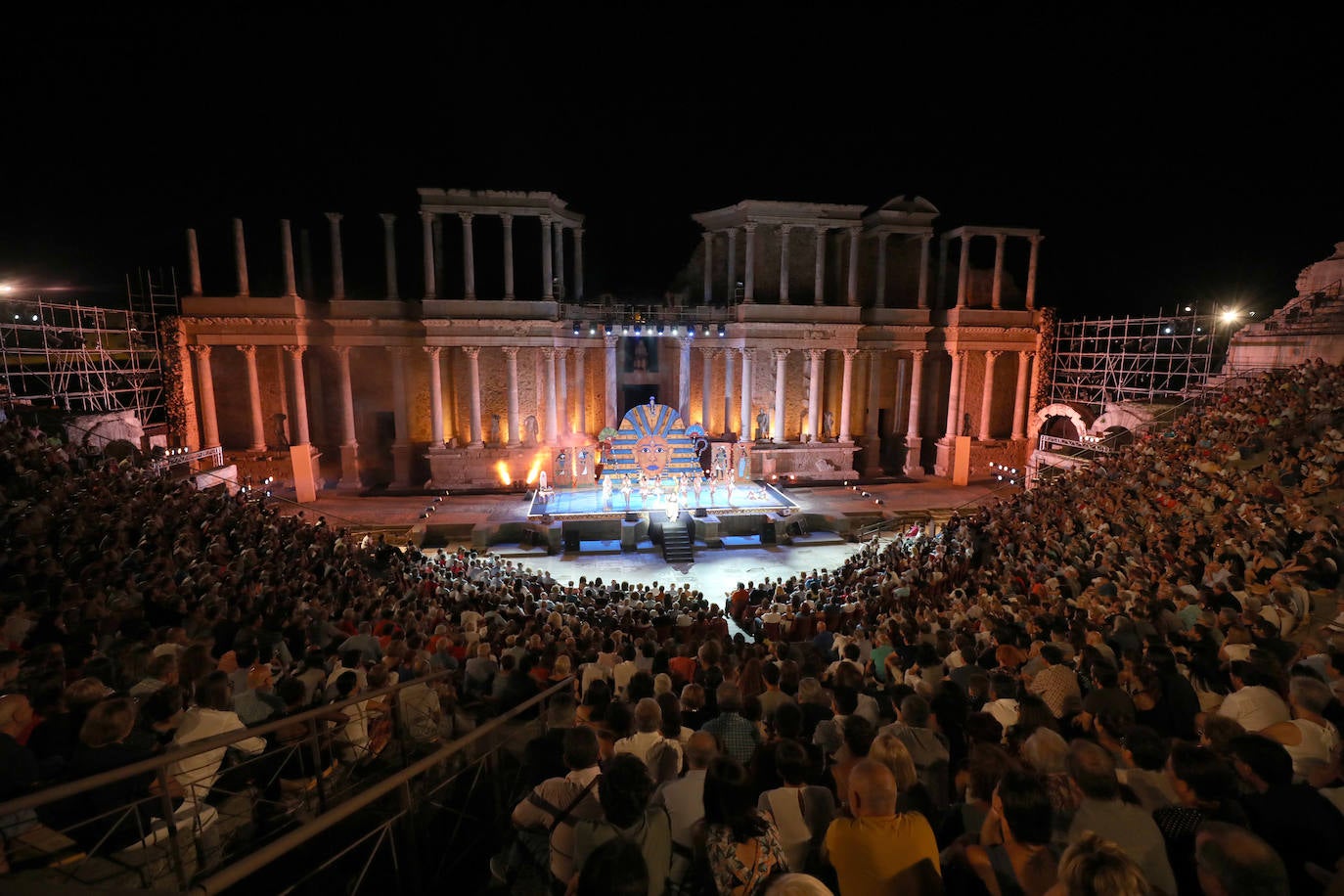 Fotos: Egipto conquista el Teatro Romano